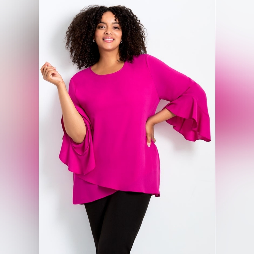 NEW NWT Avenue Plus Size  Raspberry Ruffle Sleeve Top Sz 16